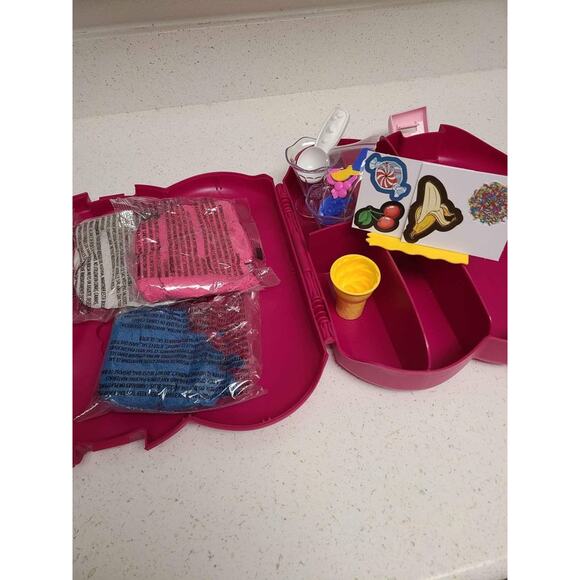 2 Kinetic Sand Playsets Unicorn Shimmer Ice Cream - Picture 2 of 3